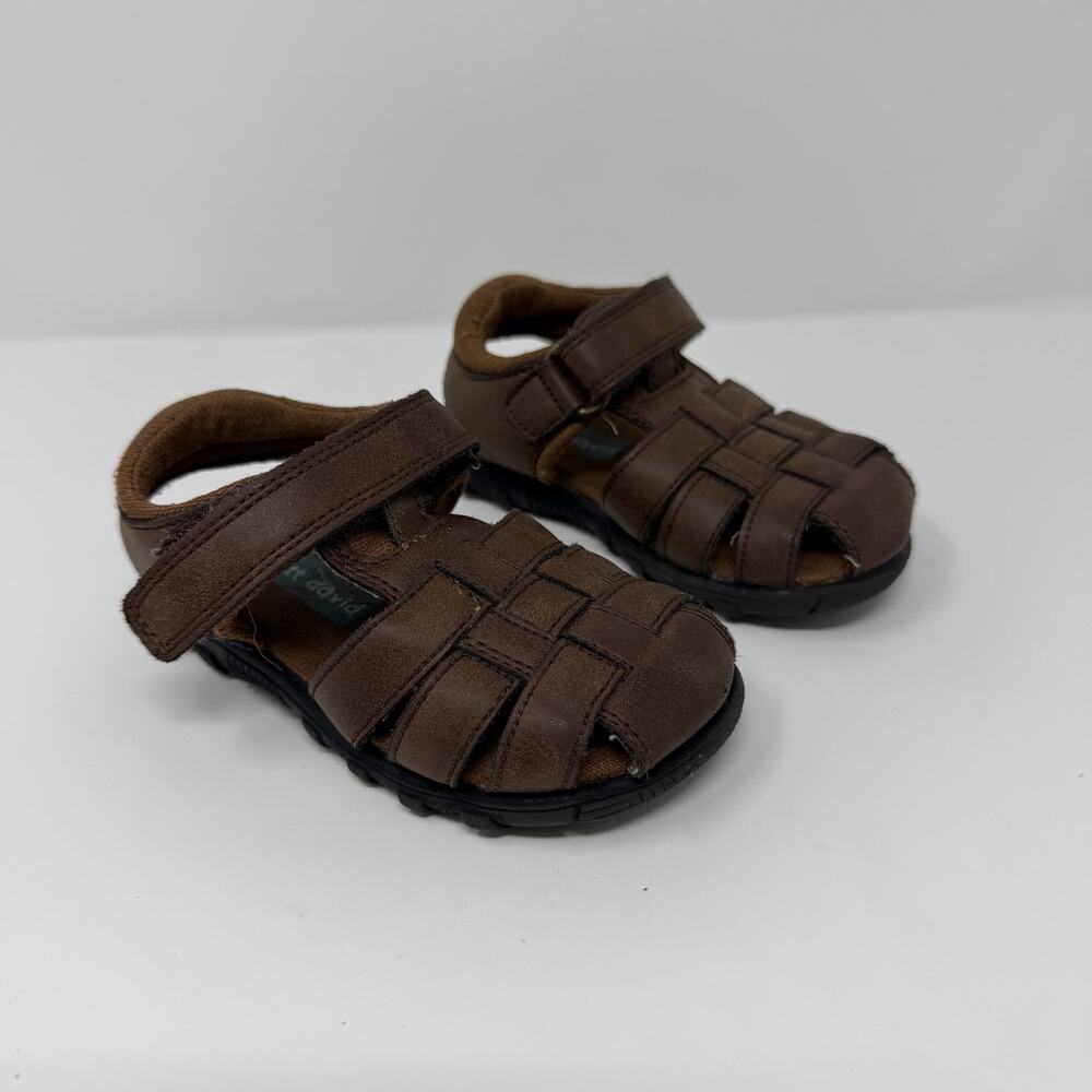 Soft Spots Felix Brown Fisherman Sandals Size 6M